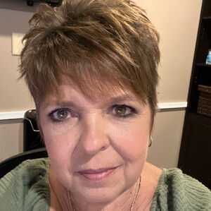 Meet your Posher, Lee